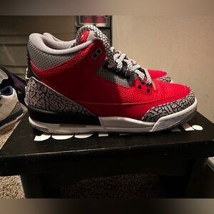 Grade School Retro 3s